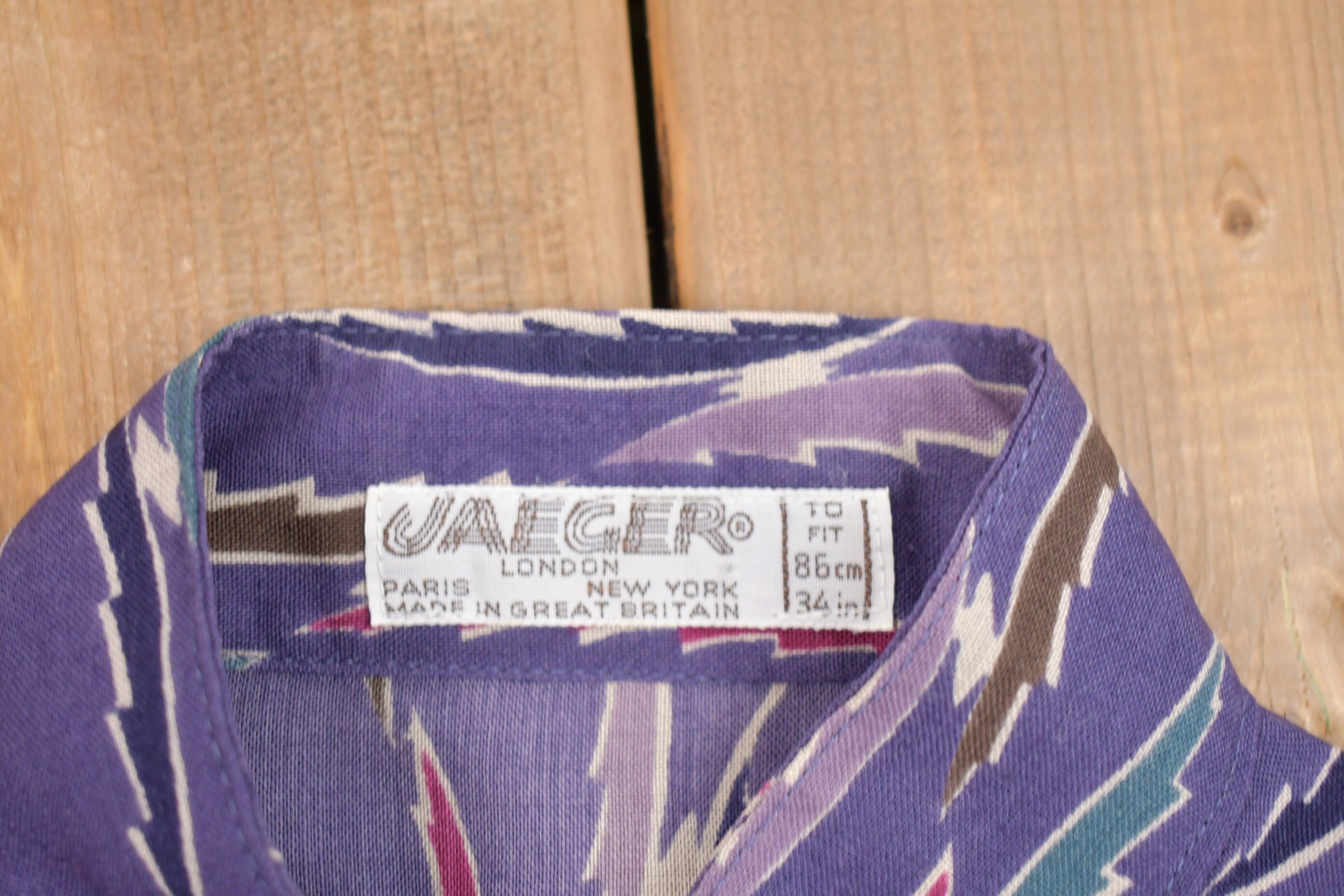 Vintage 1990s Jaeger London Button Up Shirt  1990s Button Up  80s Theme Party  Vintage Flannel  Casual Wear  Pattern Button Up