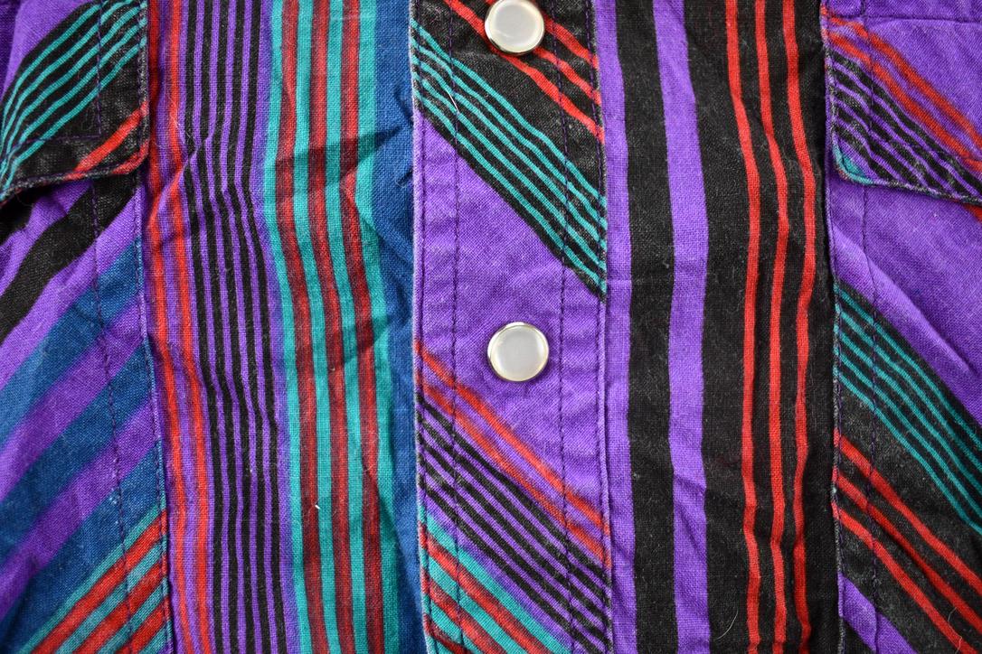 Vintage 2000s Sierra Pacific Western Pattern Button Up Shirt