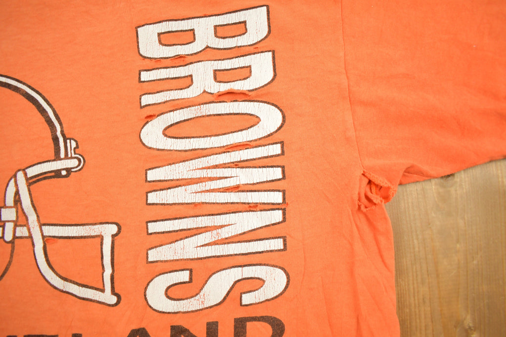 Vintage 1990s Cleveland Browns NFL Logo 7 Graphic T-Shirt