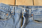 Vintage 1990s Levi's Denim Jeans Women's 26 x 34 / Original Fit / 90s Levi's / Distressed Sun Faded Jeans
