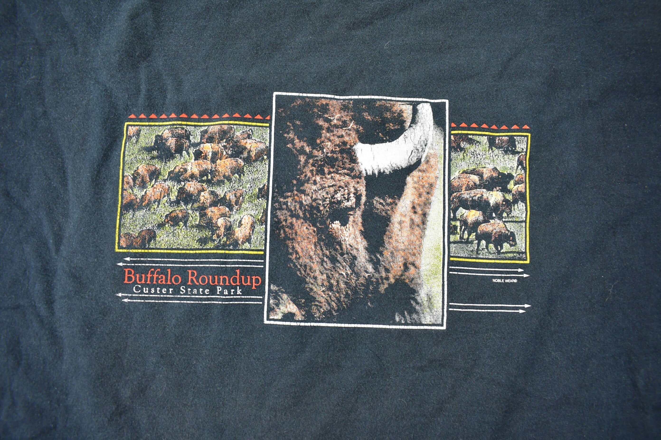 Vintage Y2K Buffalo Roundup Custer State Park Graphic T-Shirt Size 2XL