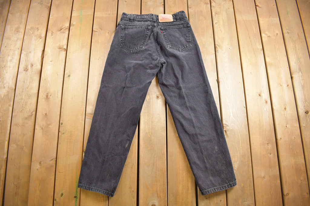 Vintage 1990s Levi's 550 Red Tab Denim Jeans Size 19 x 29