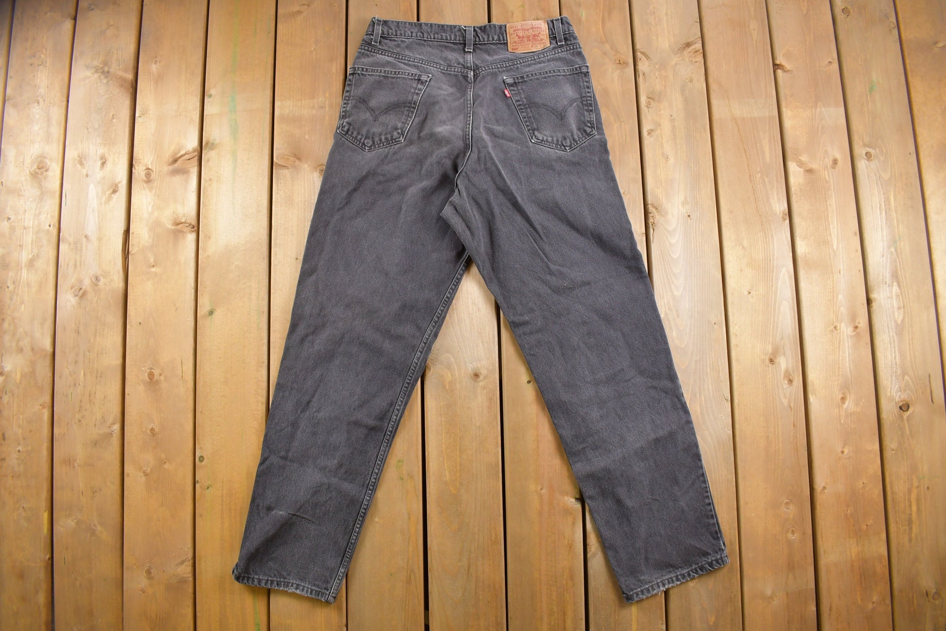 Vintage 1980s Levi's 550 Red Tab Black Denim Jeans Size 33 x 31