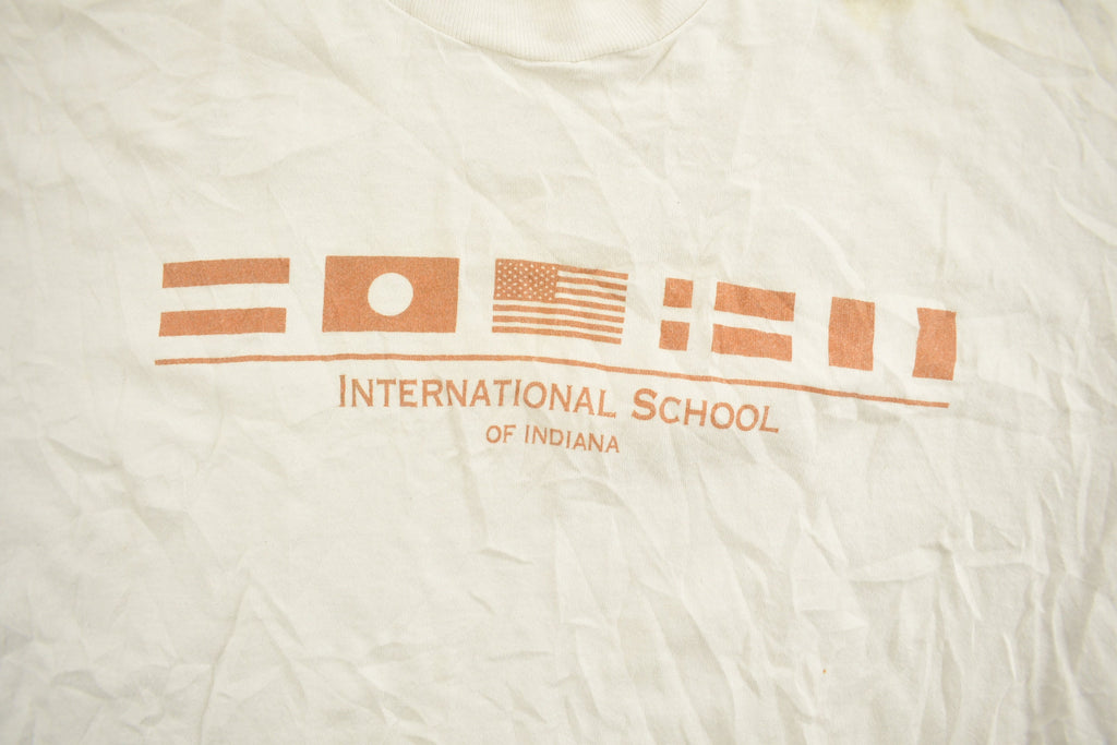 Vintage 1990s International School Of Indiana Graphic T-Shirt