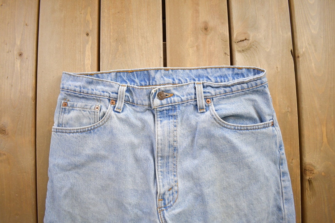 Vintage 1990s Levi's 550 Jeans Size 36x32