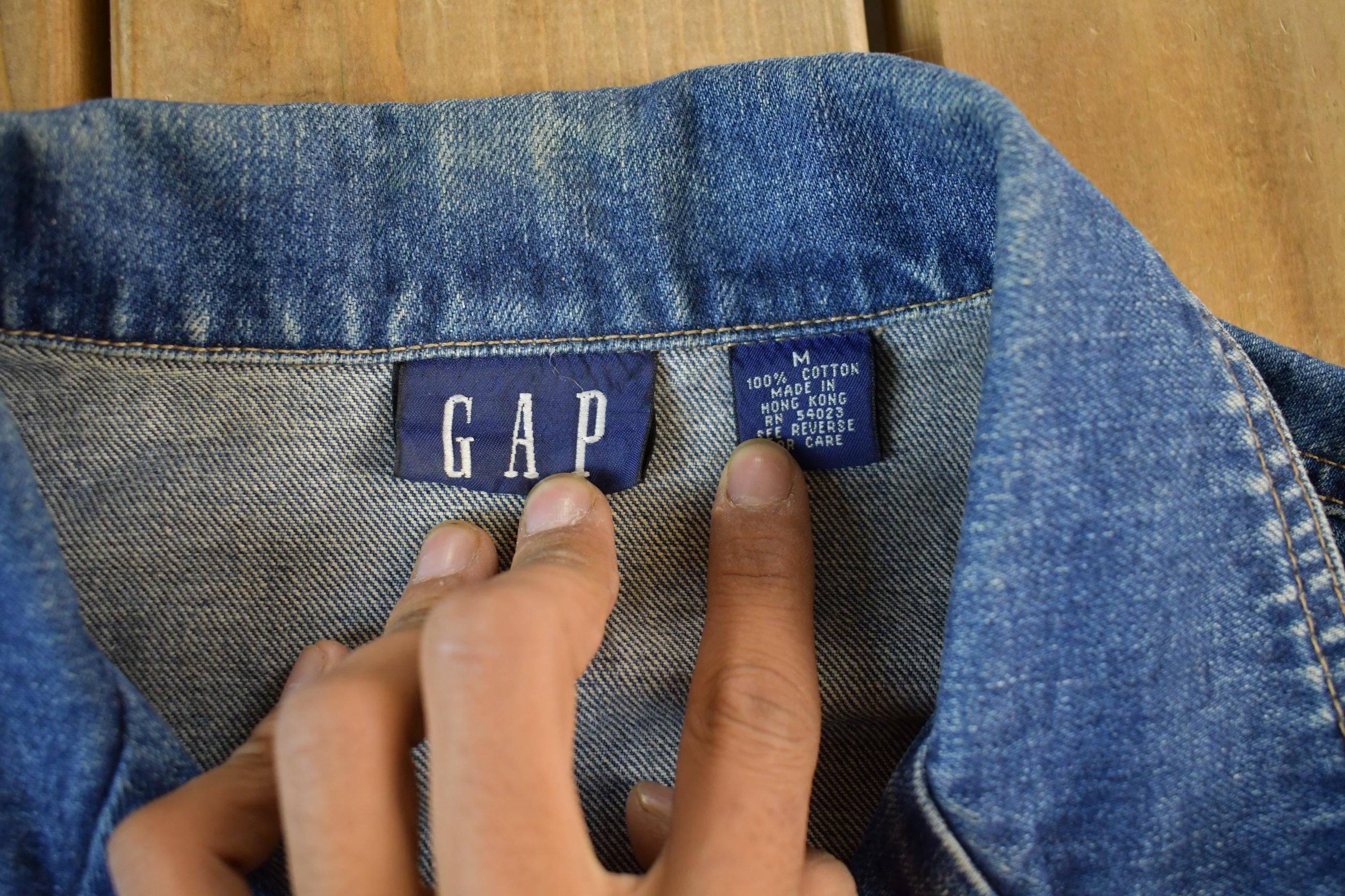 Vintage 1990s Gap Cropped Denim Jean Jacket Women's Medium