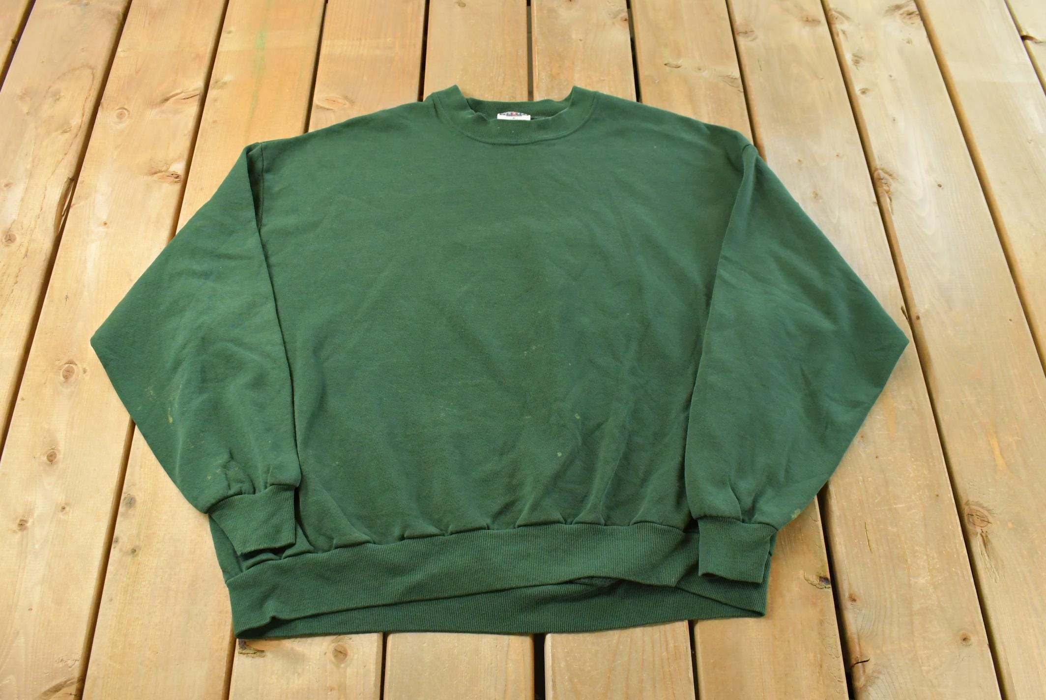 Vintage 1990s Jerzees Blank Green Crewneck Sweatshirt Men's XL / Made In USA / Essential / Streetwear / 90s Blank / Vintage Blanks