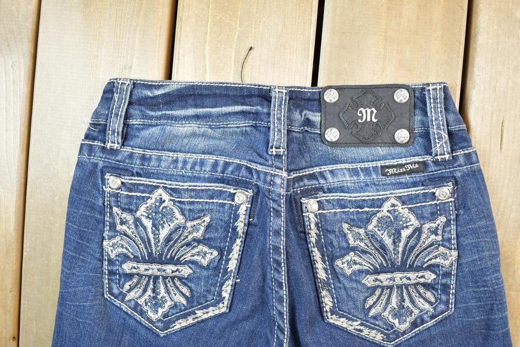 Vintage Y2K Miss Me Bedazzled Low Rise Jeans Size 26x31