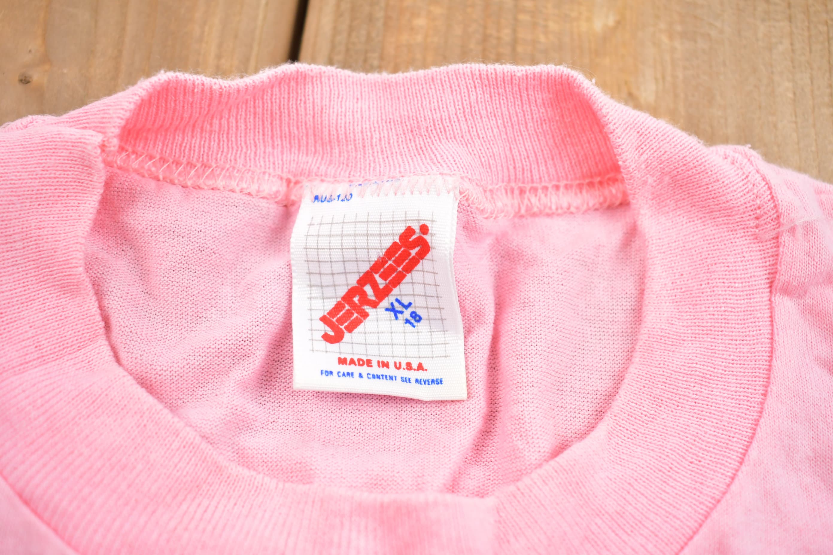 Vintage 1991 Jerzees Yale University Pastel Collegiate T-Shirt