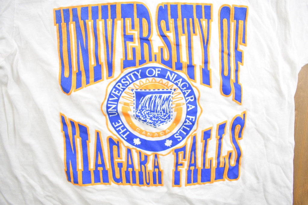 Vintage 1990s University of Niagara Falls Collegiate T-Shirt  Canadian  Sportswear Made In Canada
