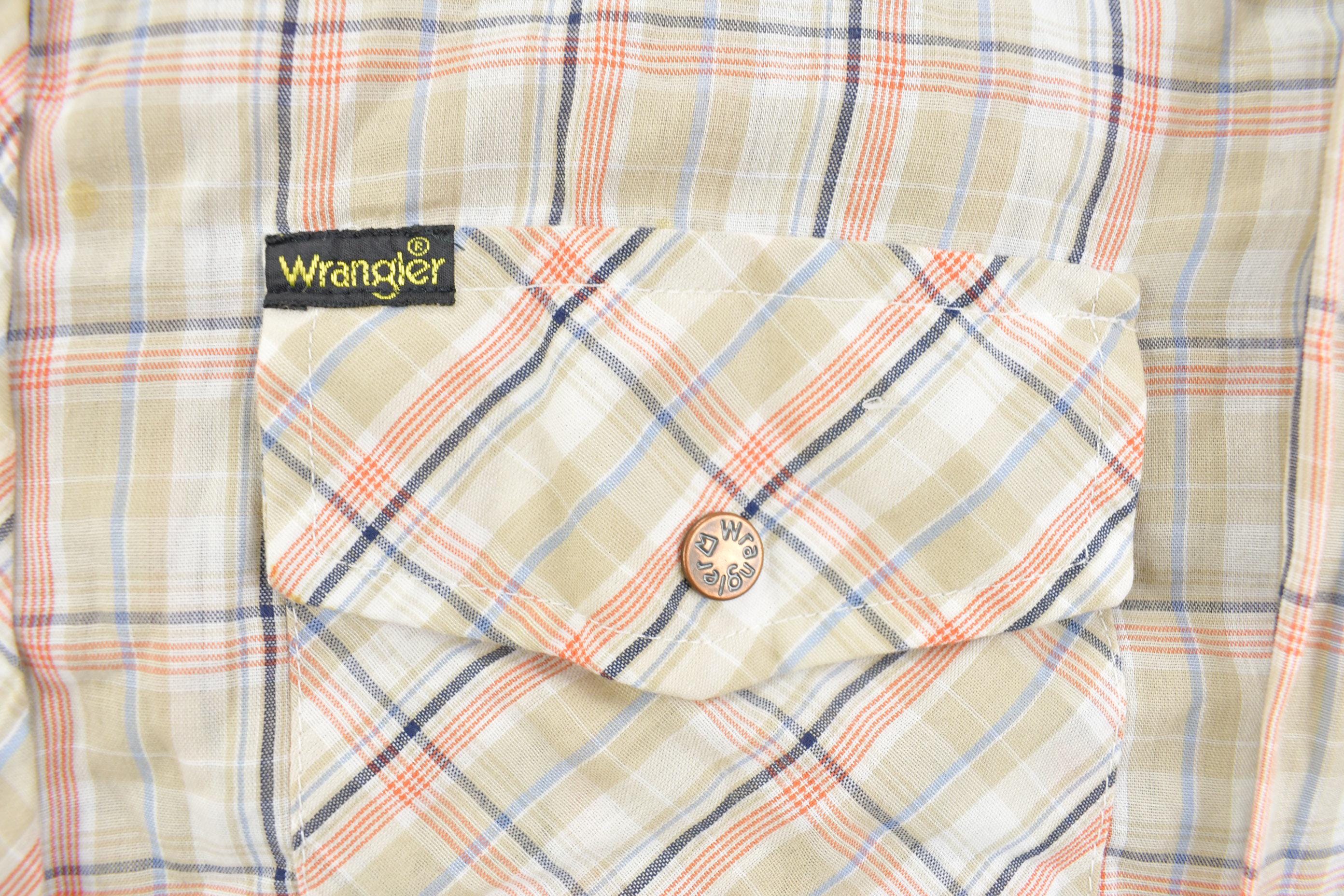 Vintage 1980s Wrangler Cowboy Plaid Button Up Shirt