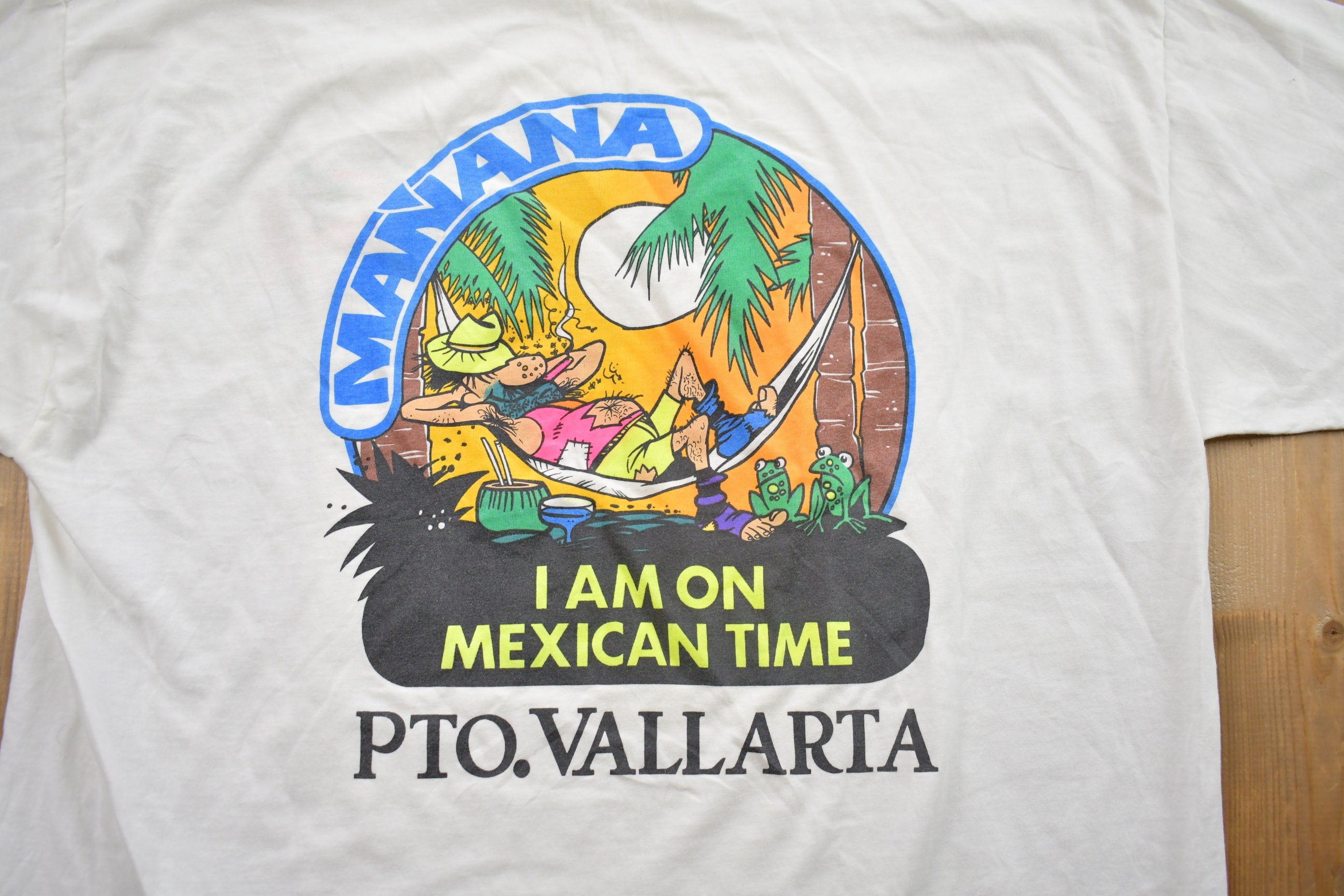 Vintage 1990s Puerto Vallarta Mexico Souvenir T Shirt