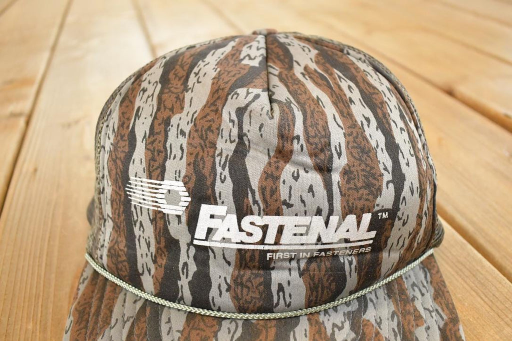 Vintage 1980s Fastenal Camo Mesh Snapback Trucker Hat /