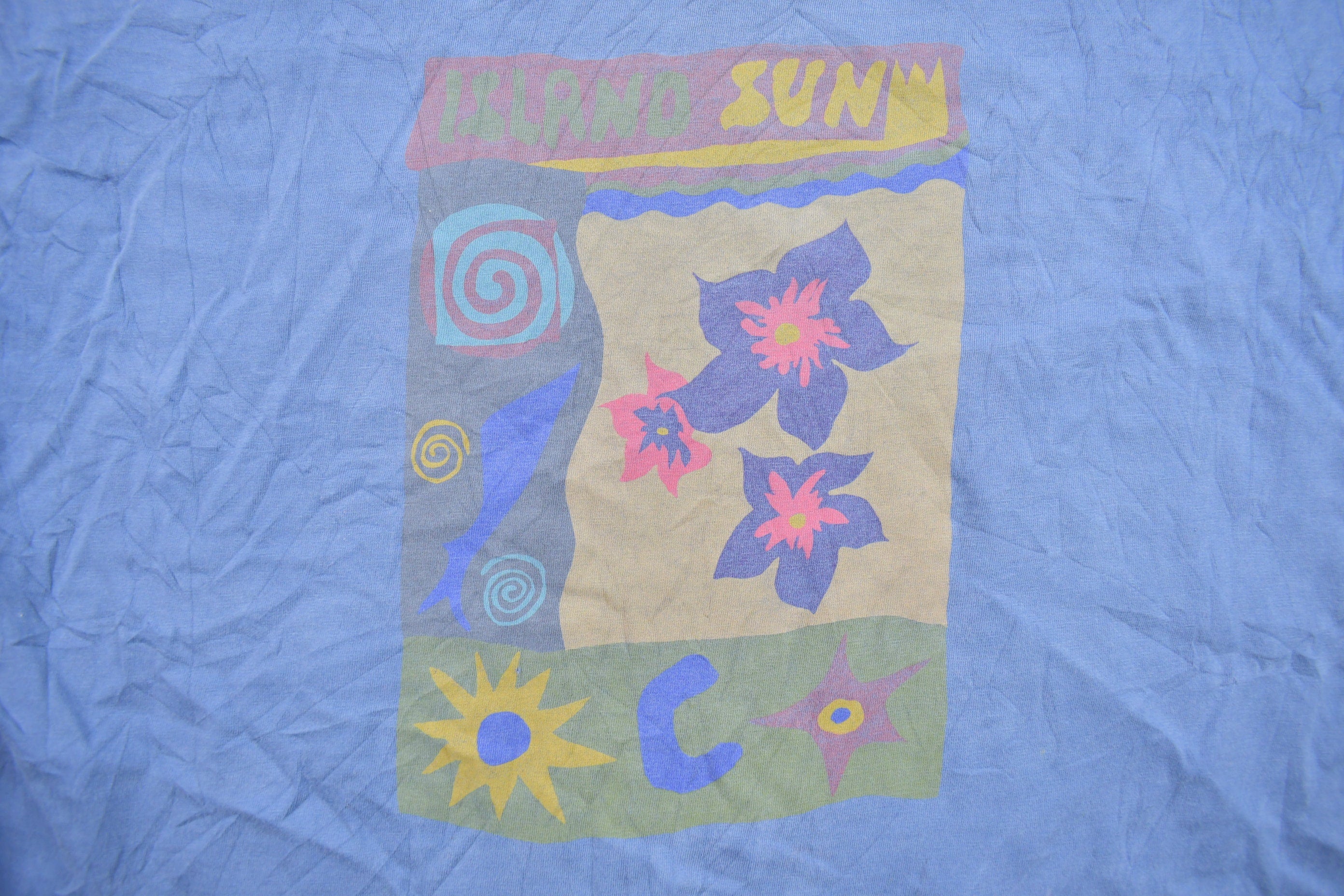 Vintage 1990s GAP Island Sun Graphic T Shirt