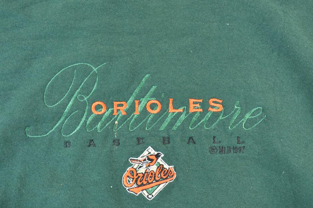 Vintage 1997 Pro Player Baltimore Orioles MLB Embroidered Crewneck Sweatshirt