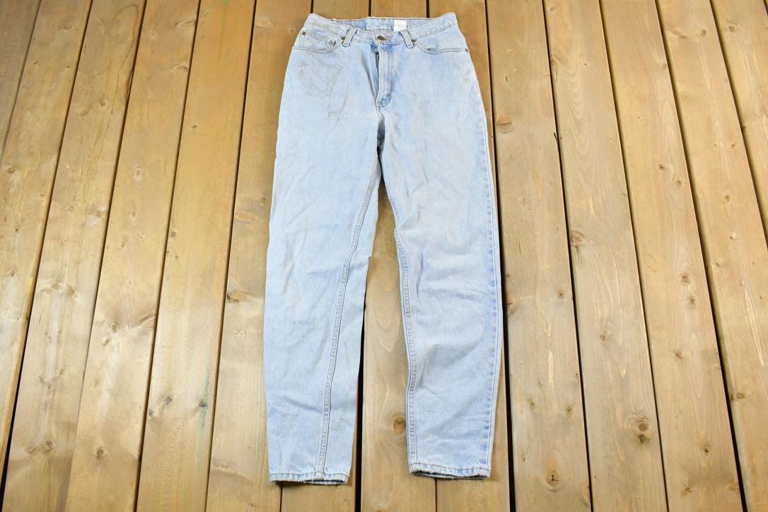 Vintage 1990s Levi Strauss Red Tab Denim Jeans Size 28
