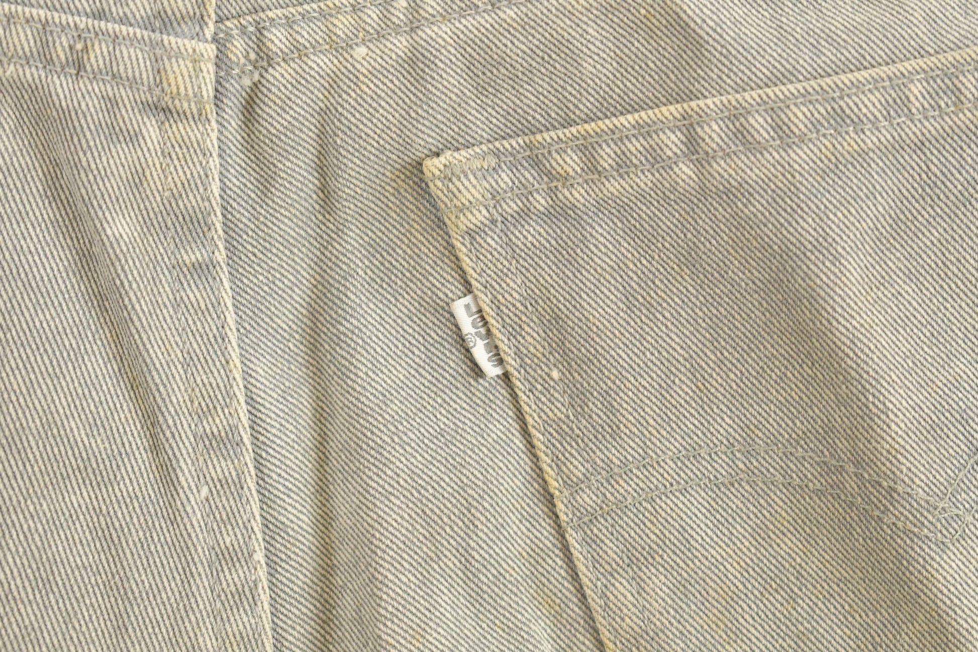 Vintage 1970s Levi's White Tab Jeans Size 36 x 28