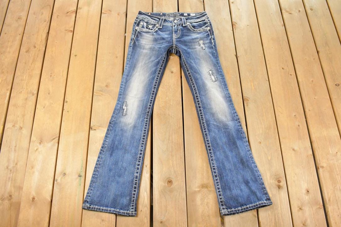 Vintage Deadstock Y2K Miss Me Bedazzled Low Rise Jeans Women's Size 26x31