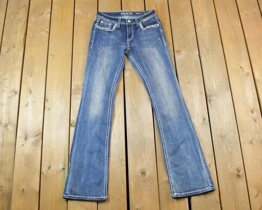 Vintage Y2K Miss Me Bedazzled Low Rise Jeans Size 26x31
