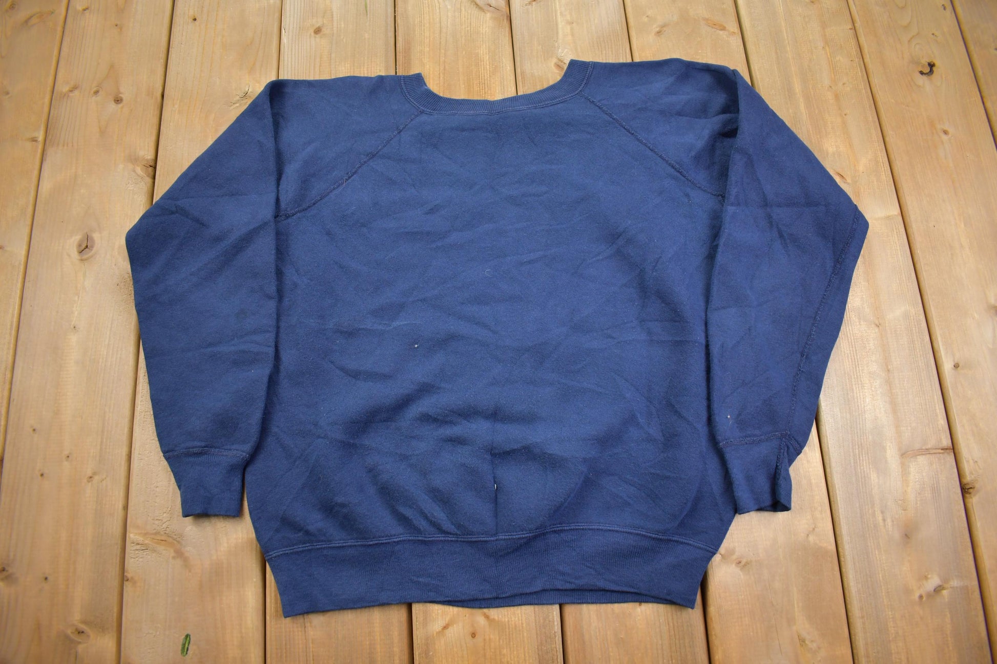 Vintage 1990s Blank Navy Crewneck Sweatshirt - Medium