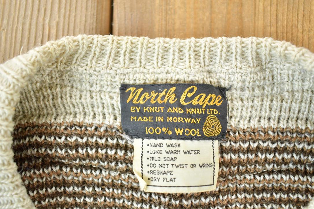 Vintage 1990s North Cape 100% Wool Knit Abstract Pattern Button Clasp Crewneck Sweater