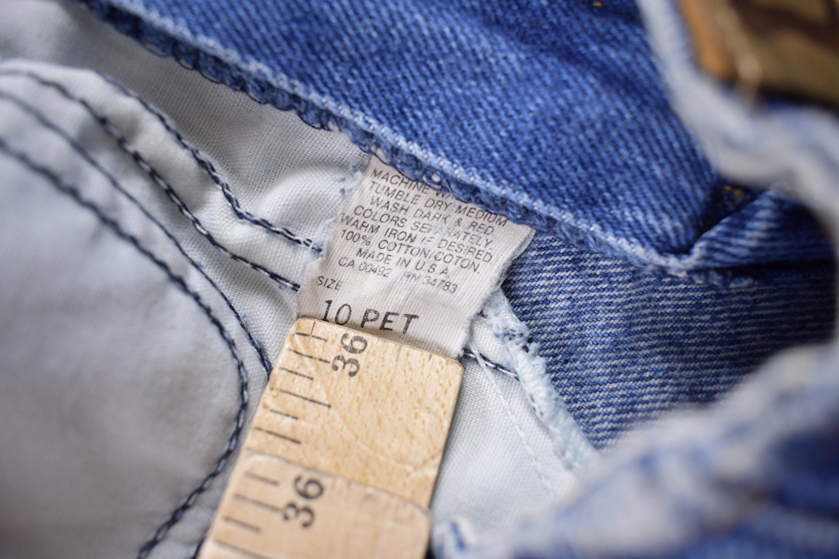 Vintage 1990s LEE Blue Wash Tapered Mom Jeans