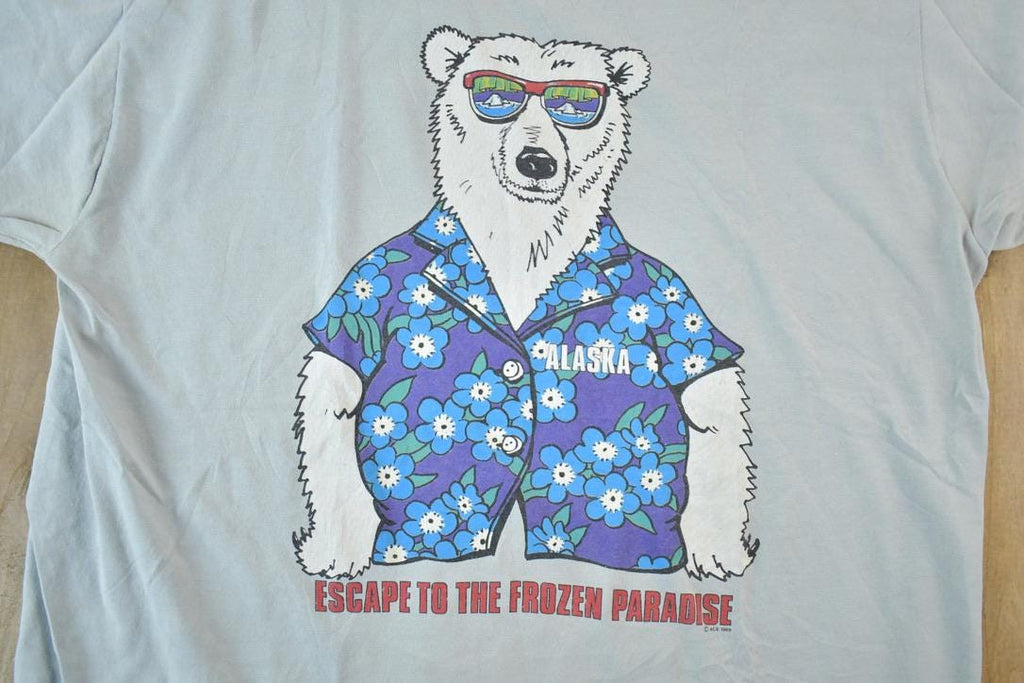Vintage 1989 Alaska Frozen Paradise Polar Bear Souvenir Single Stitch Graphic Print T-Shirt Made In USA