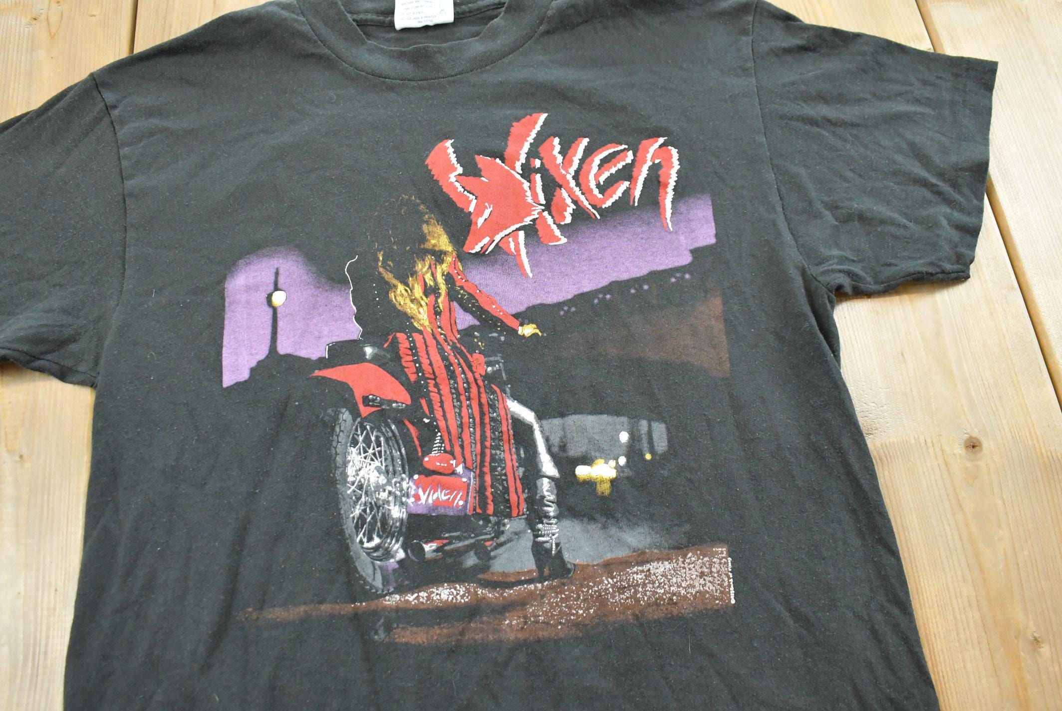 Vintage 1988 Vixen Edge of a Broken Heart Rock Band T Shirt M