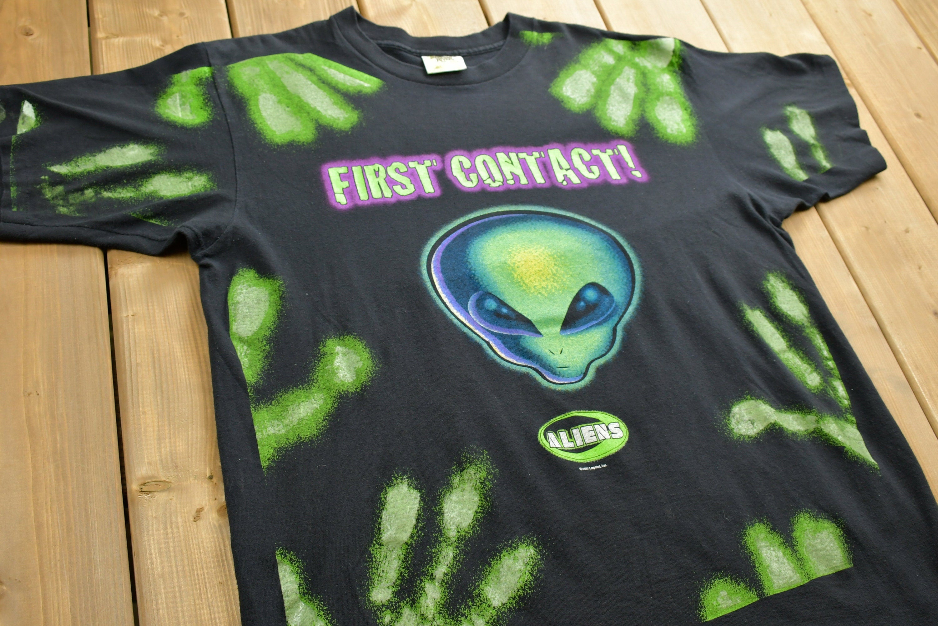 Vintage 1997 Alien First Contact AOP T-Shirt