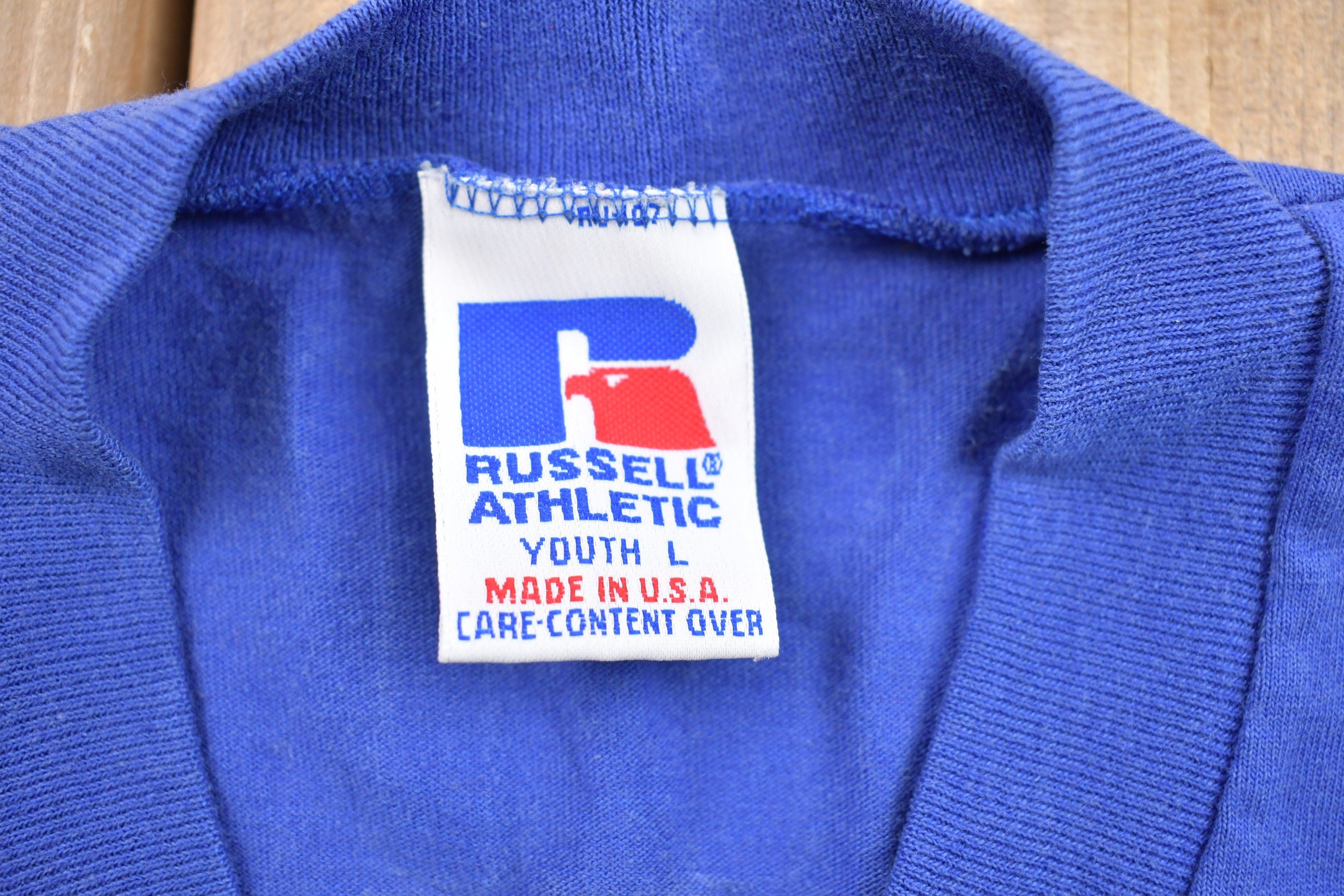 Vintage 1996 Russell Athletic Cubs Baseball T-Shirt
