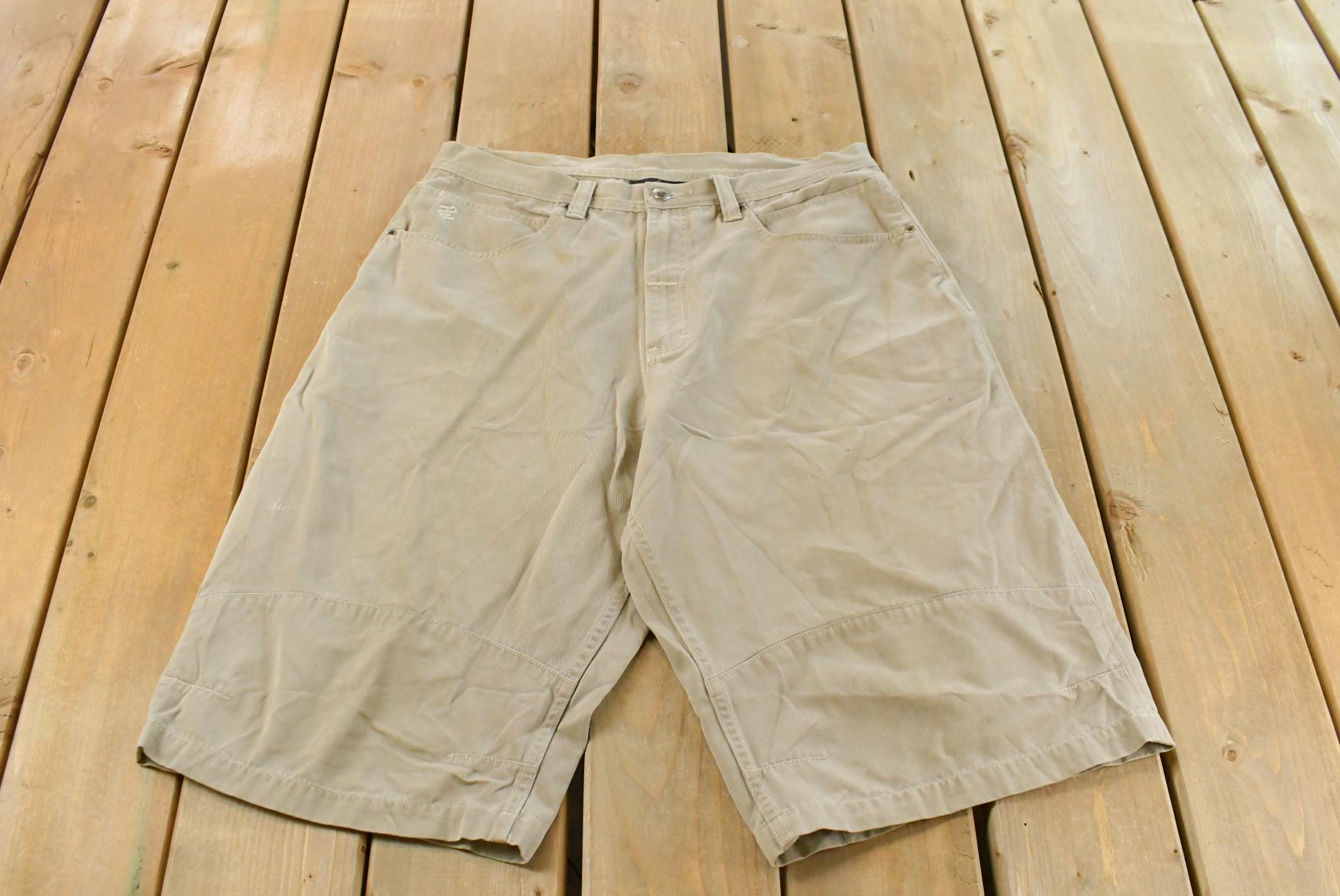 Vintage Y2K Rocawear Baggy Shorts Men's 34