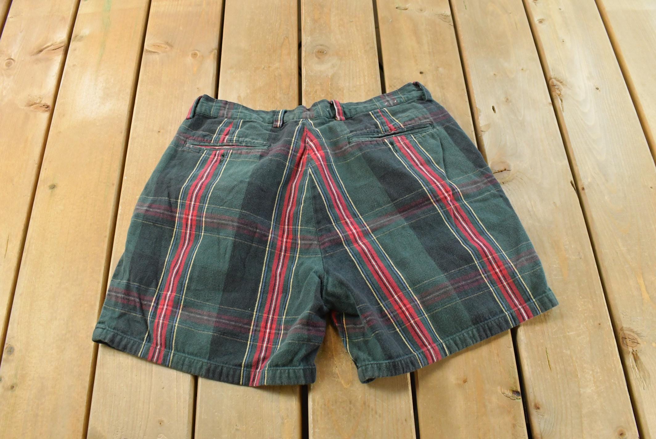 Vintage 1990s Nautica Plaid Shorts Size 30 x 6