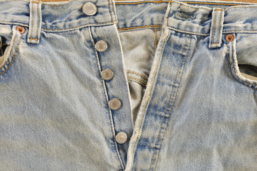 Vintage 1990s Levi's 501 Red Tab Denim Jeans Size 32 x 32.5