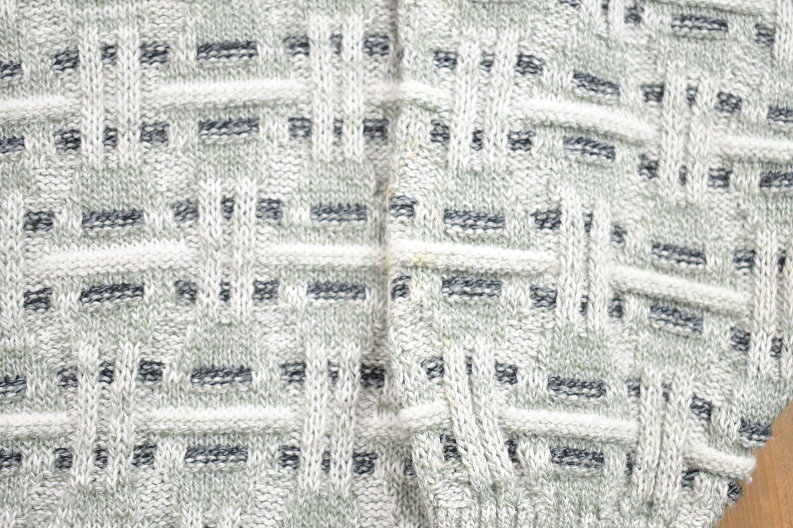 Vintage 1990s Abstract Graphic Knitted Sweater