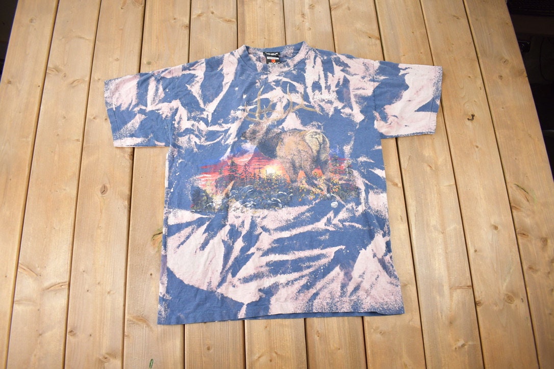 Vintage 1990s All Over Print Elk Graphic T-Shirt Made In USA
