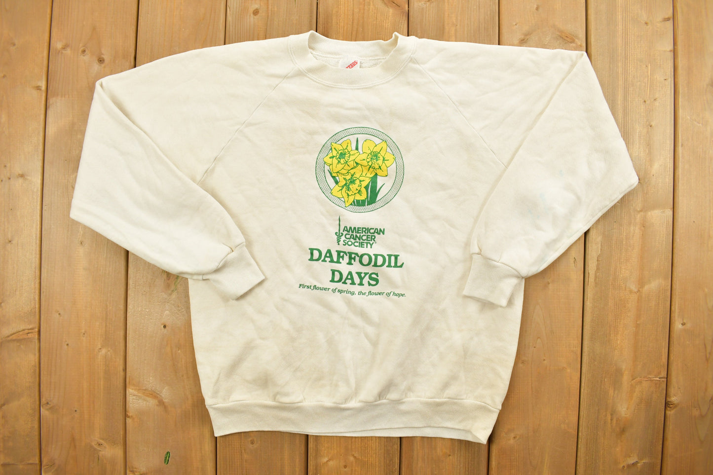 Vintage 1980s Daffodil Day Charity Crewneck Sweatshirt / 80s Crewneck / American Cancer Society / Essential / Streetwear / 80s Raglan