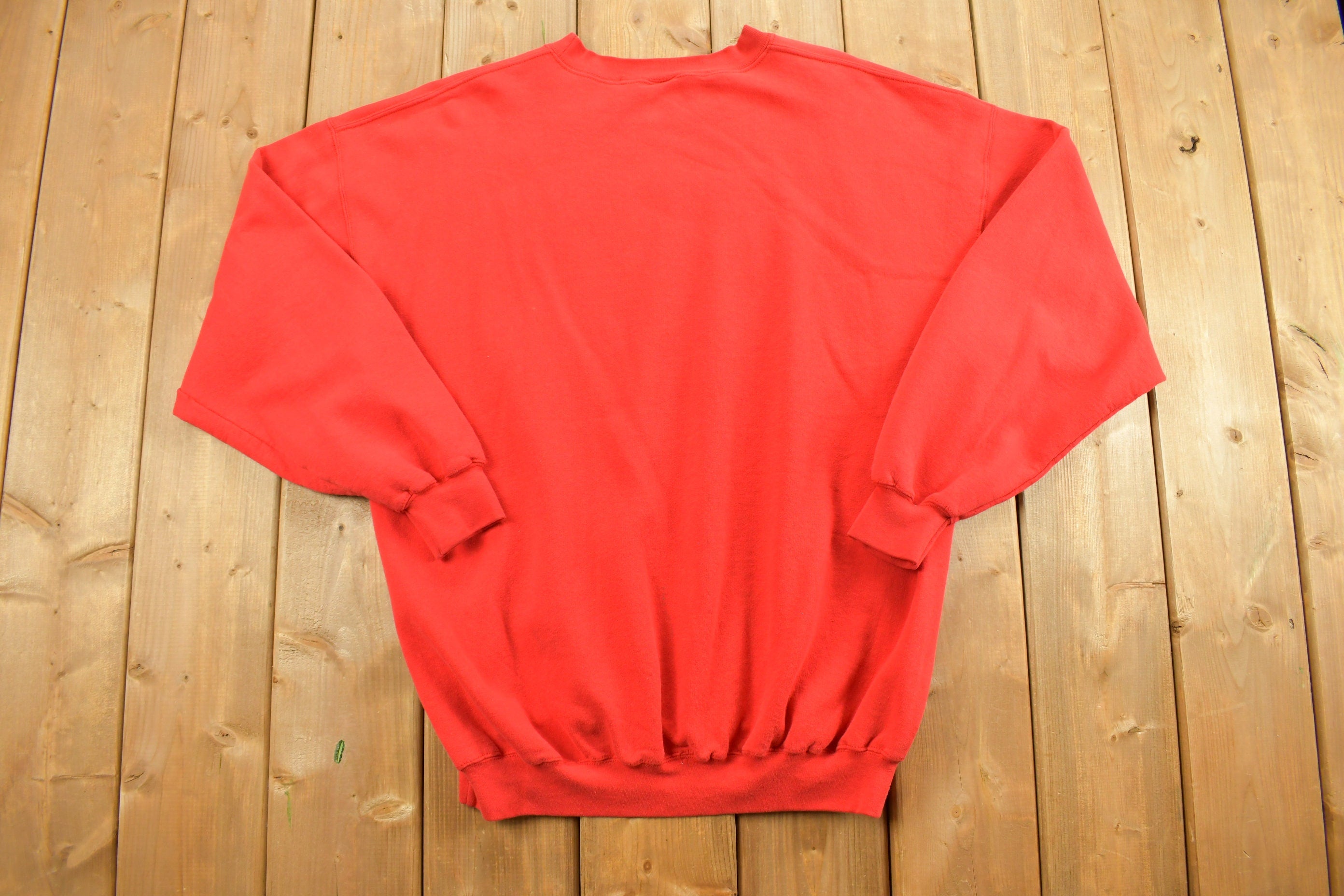 Vintage 1990s USA Flag Spell Out Crewneck Sweatshirt