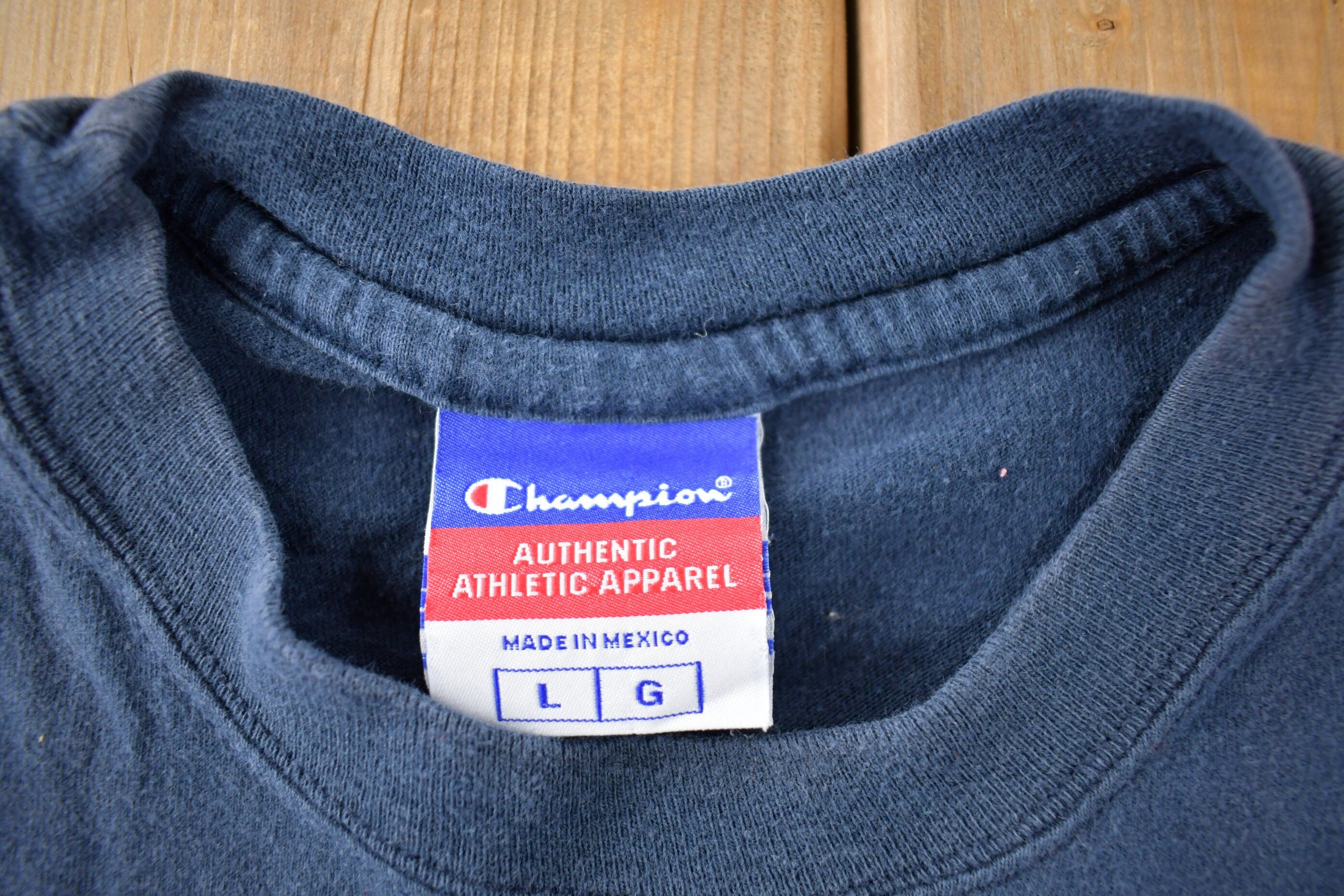 Vintage 1990s Champion Embroidered T Shirt Size L