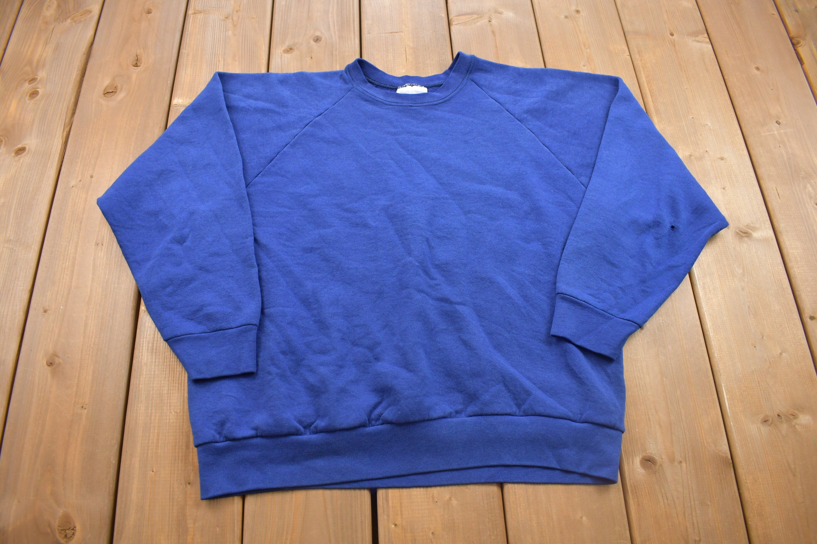 Vintage 1990s Blank Raglan Crewneck Sweatshirt