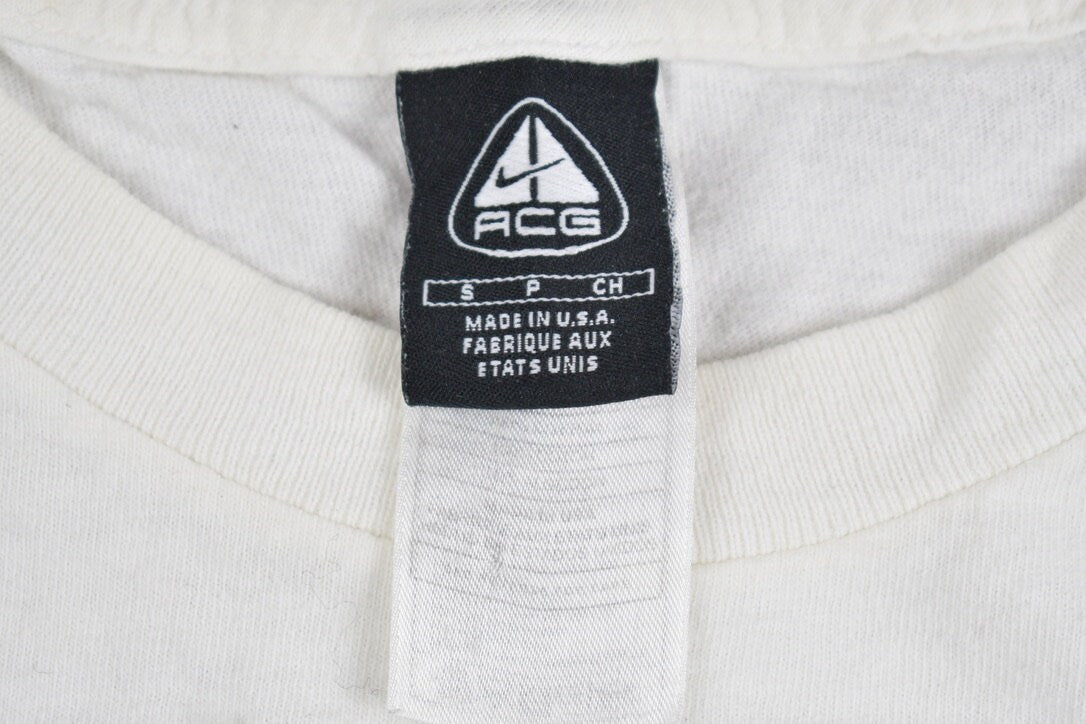 Vintage 1990s Nike ACG Graphic T-Shirt