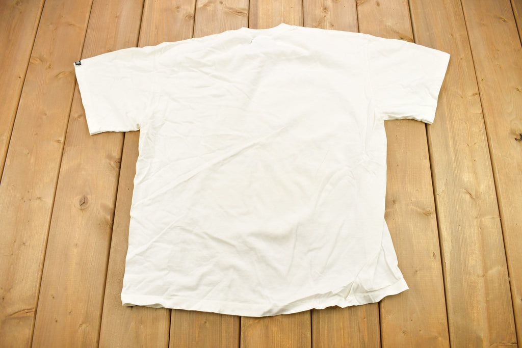 Vintage 2000 Sydney Australia Olympics Graphic T-Shirt