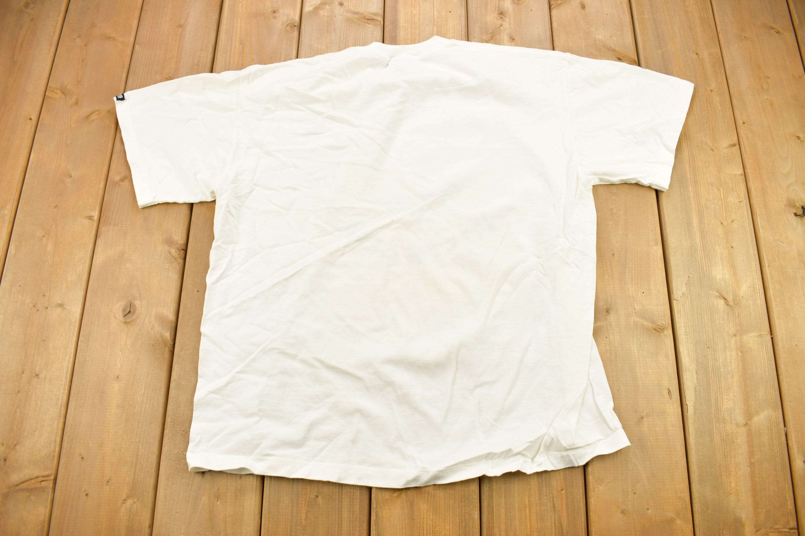 Vintage 2000 Sydney Australia Olympics Graphic T-Shirt