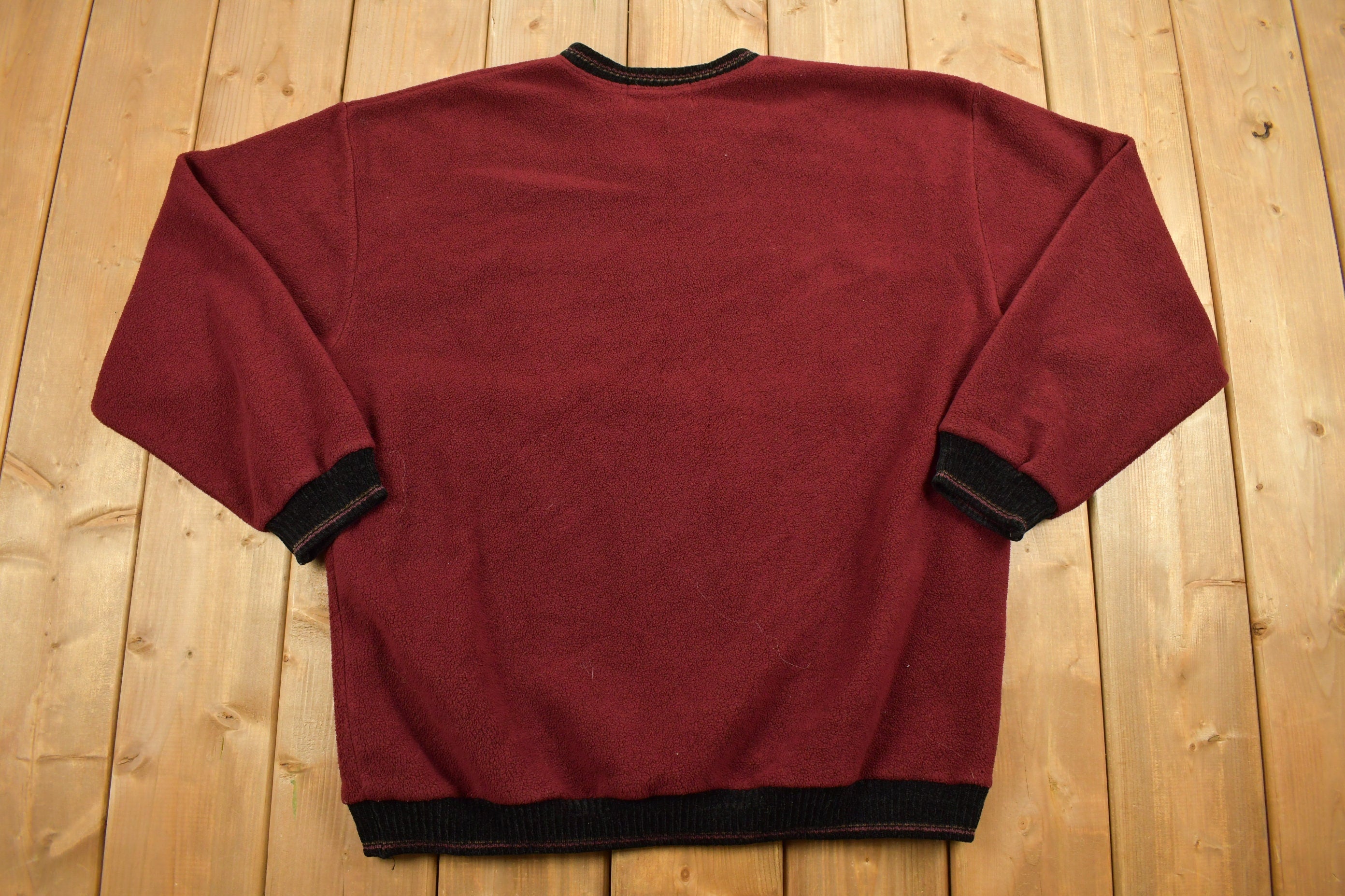 Vintage 1990s Tundra Canada V Neck Knitted Sweater