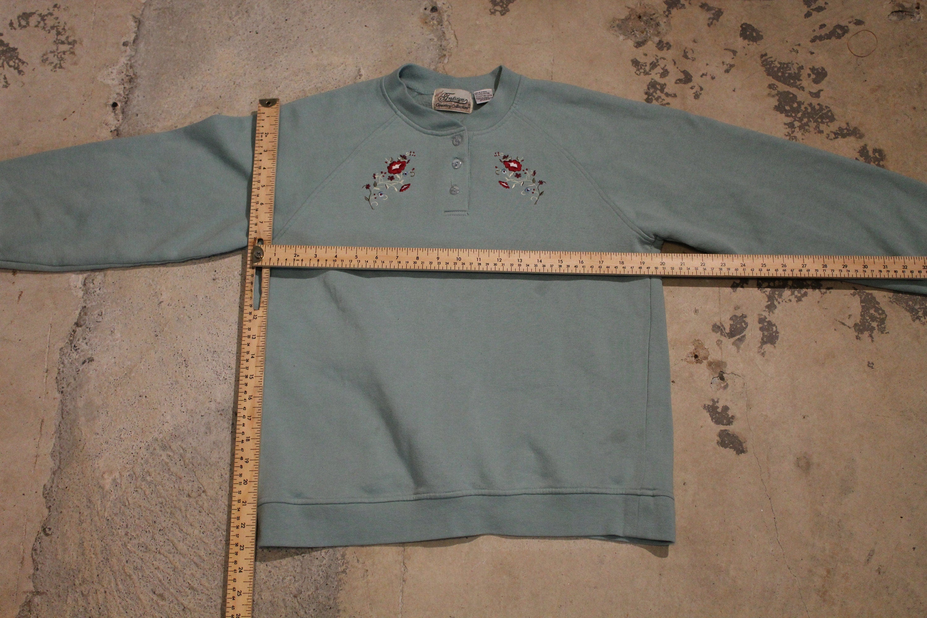 Vintage 1990s Floral Embroidered Quarter Button Sweatshirt