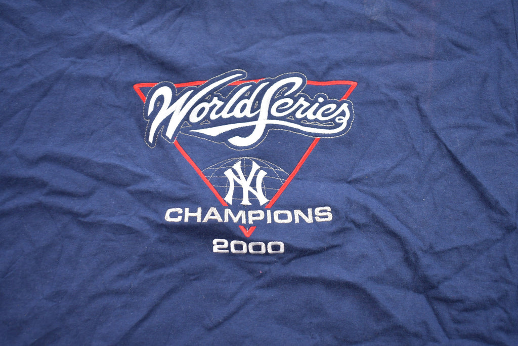 Vintage 2000 New York Yankees MLB T-Shirt Graphic Embroidered T-Shirt