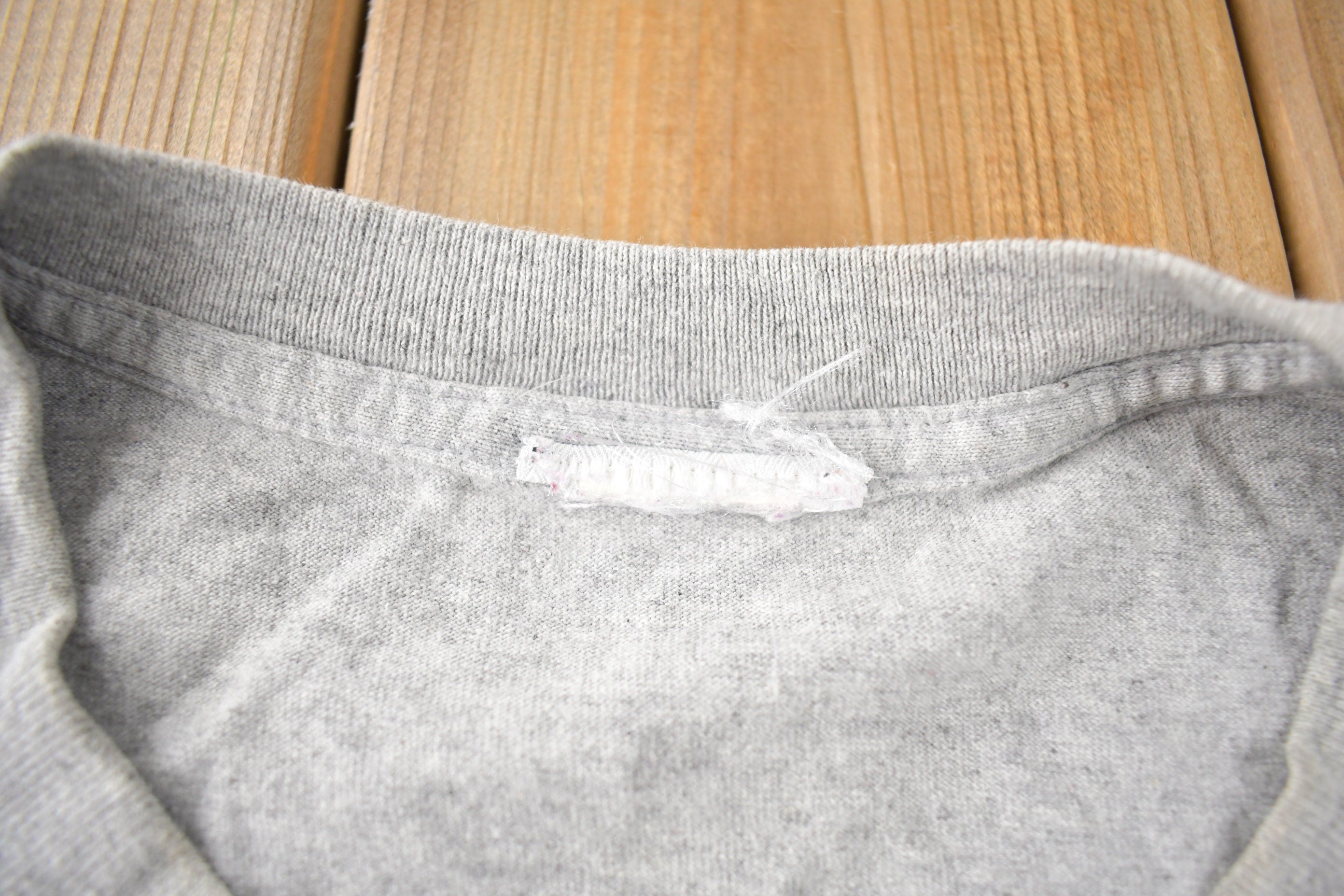 Vintage 1990s NASCAR Jimmie Johnson Racing Graphic T-Shirt Made In USA Size L