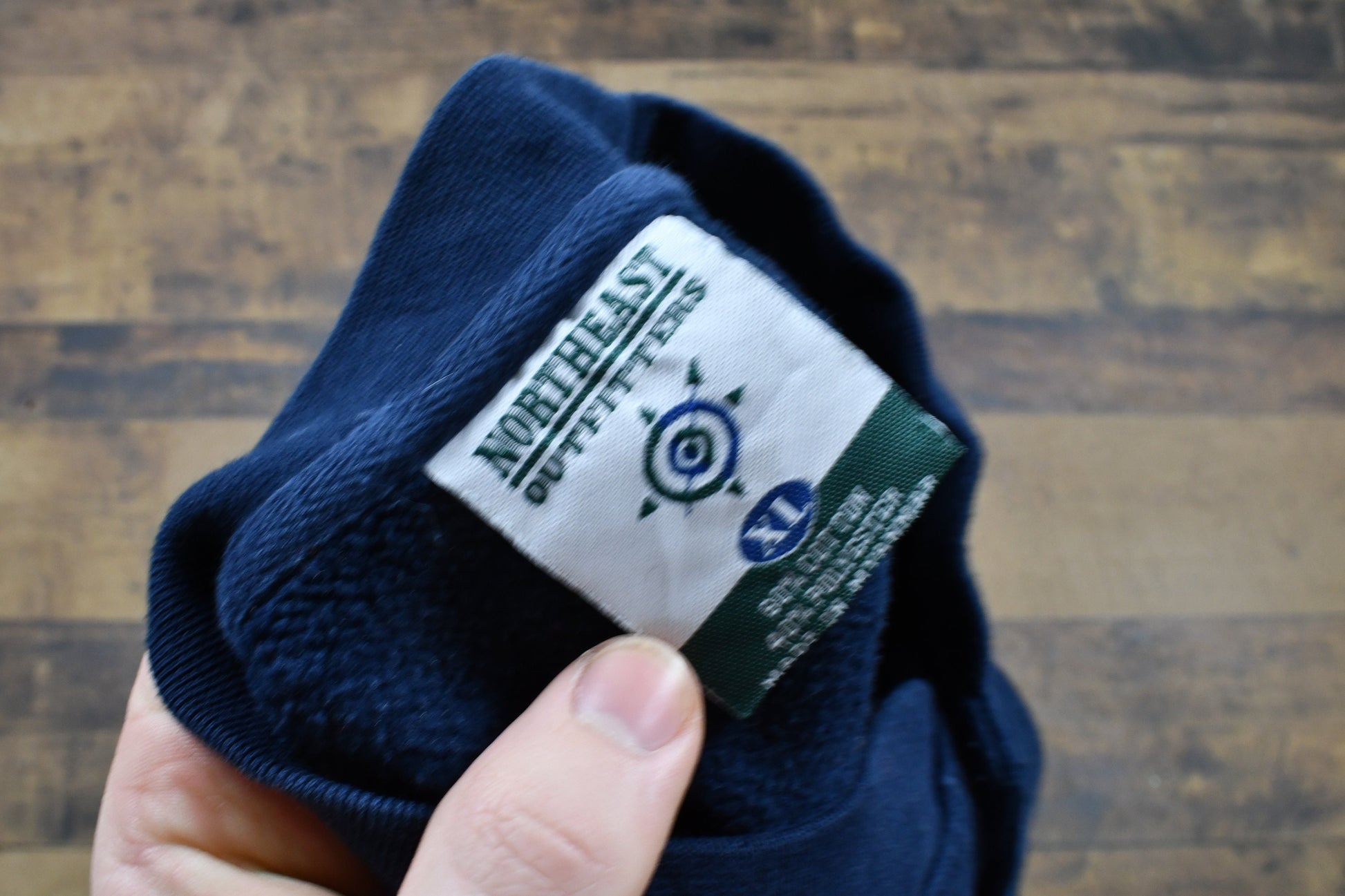 Vintage 1990s Deer Embroidered Quarter Button Sweatshirt / Animal Lover / Wilderness & Outdoor Pullover Sweatshirt