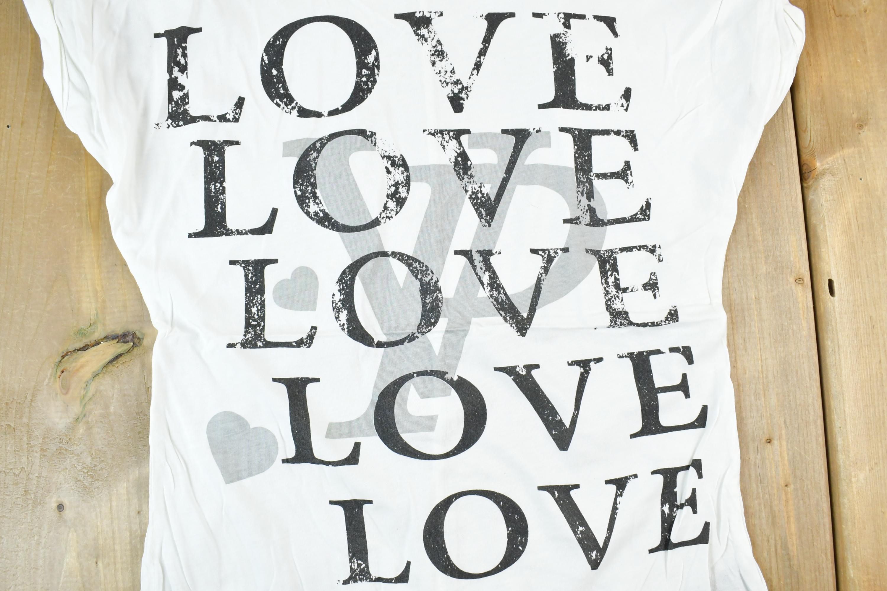 Women Vintage Vigoss Premium Y2K Love T-Shirt Vigoss Grunge Skull Print / Contrast Stitch / Internet Famous Clothing / Over Dyed
