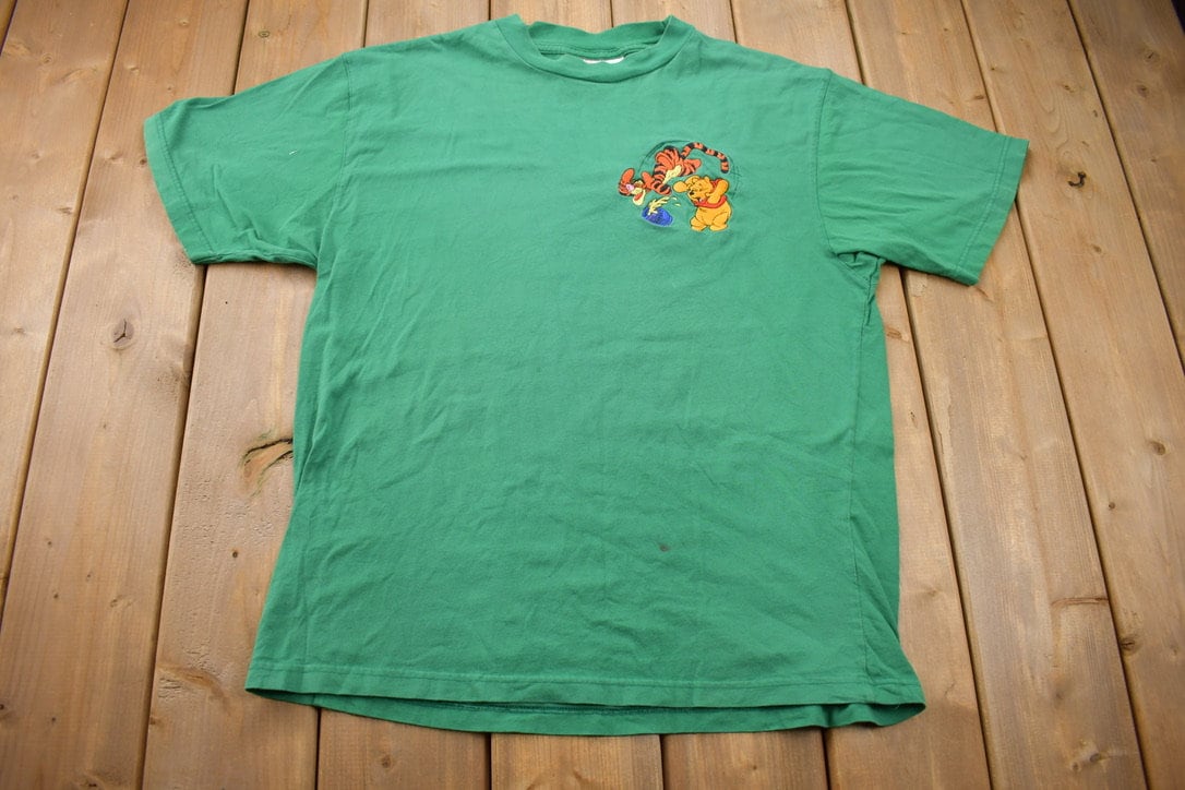 Vintage 1990s Winnie The Pooh Tigger Honey Disney Mickey Inc T-Shirt