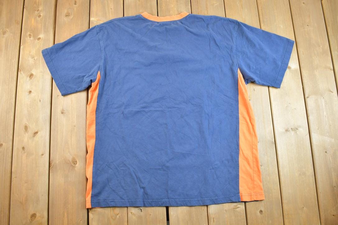 Vintage 1990s Denver Broncos NFL Graphic T-Shirt